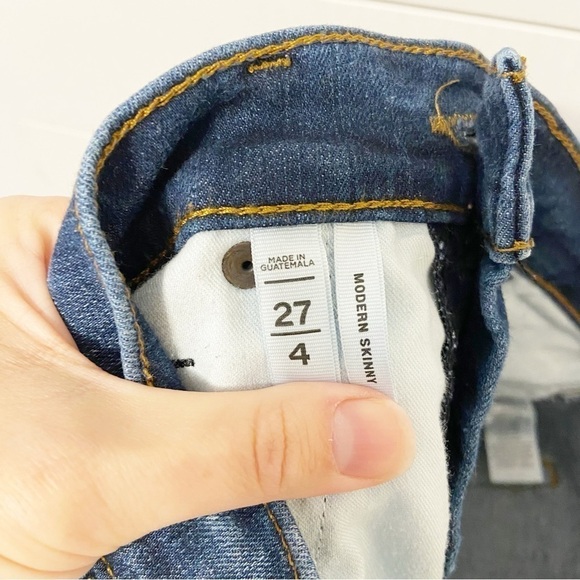 LOFT | Modern Skinny Mid rise Distressed Jeans Size 27/4 - Picture 4 of 11